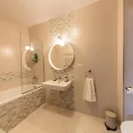 Vivando - Scandic F + Parking Apartment Bukarest