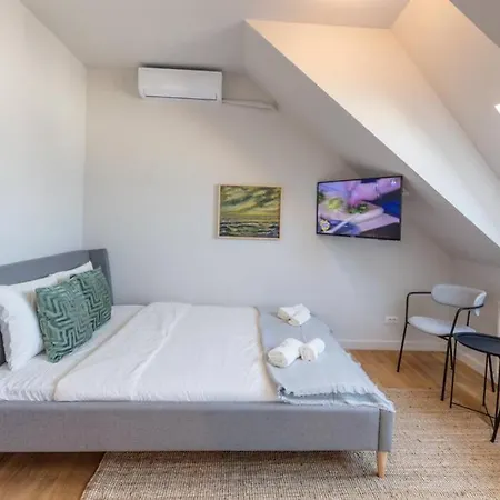 Vivando - Scandic F + Parking