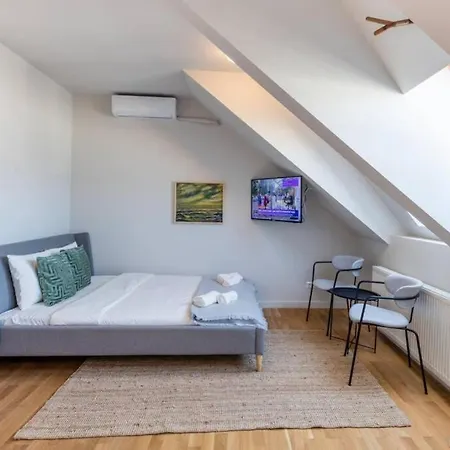 Vivando - Scandic F + Parking Apartment Bucharest